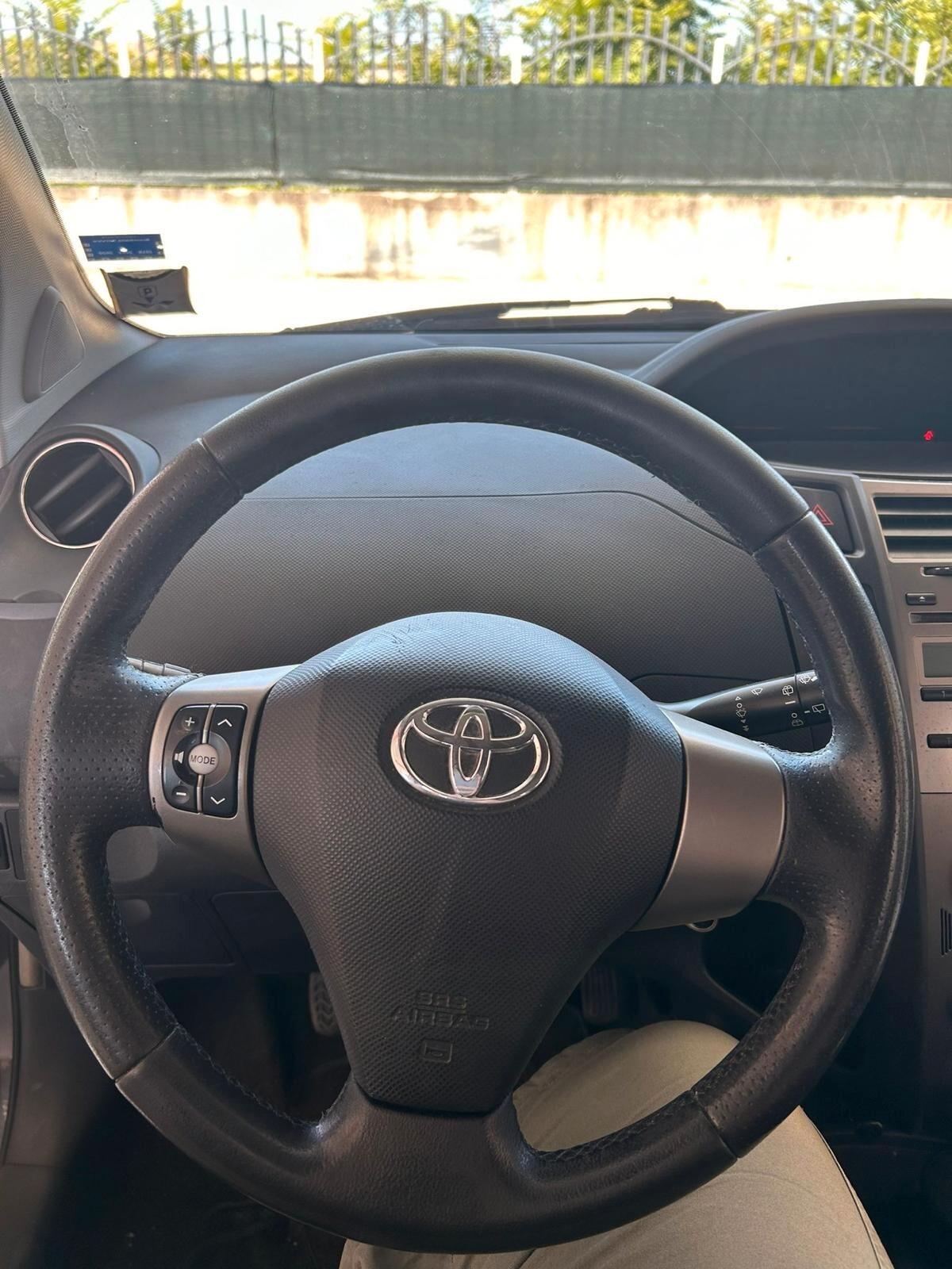 Toyota Yaris 1.3 5 porte M-MT Sol