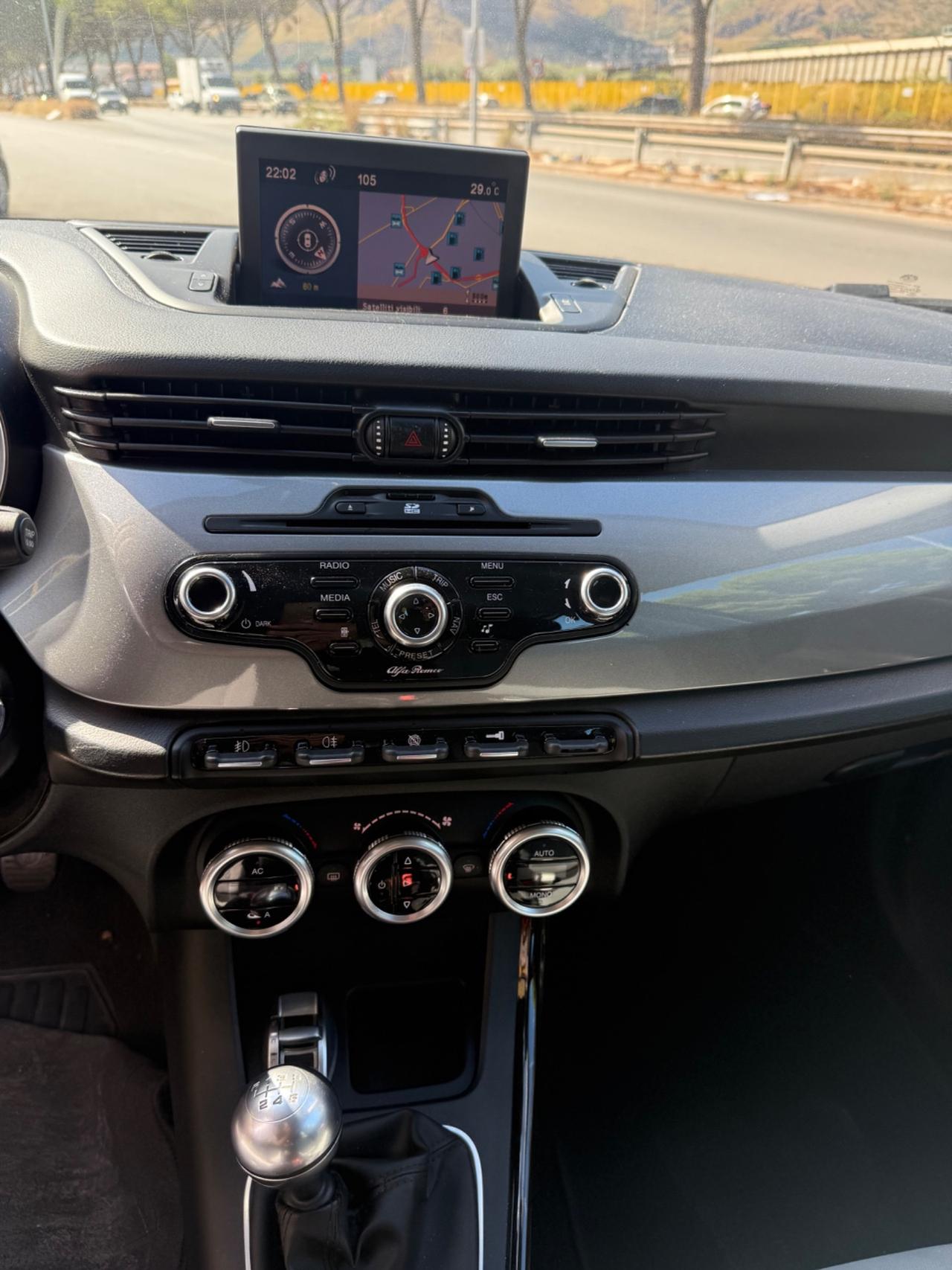 Alfa Romeo Giulietta 1.6 JTDm-2 105 CV Exclusive