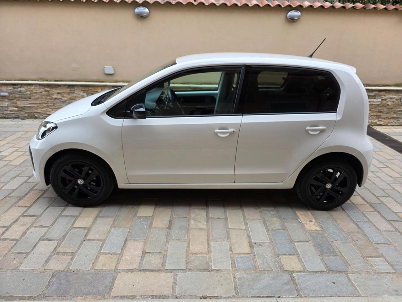 Volkswagen up! 1.0 5p. eco move BlueMotion Technology