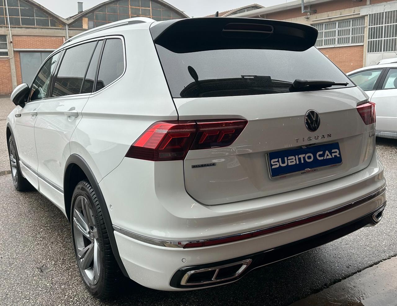 Volkswagen Tiguan Allspace 2.0 TDI SCR DSG 4MOTION R-Line 7 posti