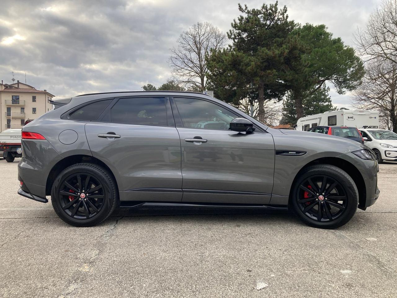 Jaguar F-Pace 2.0 20d Turbo R- #8436