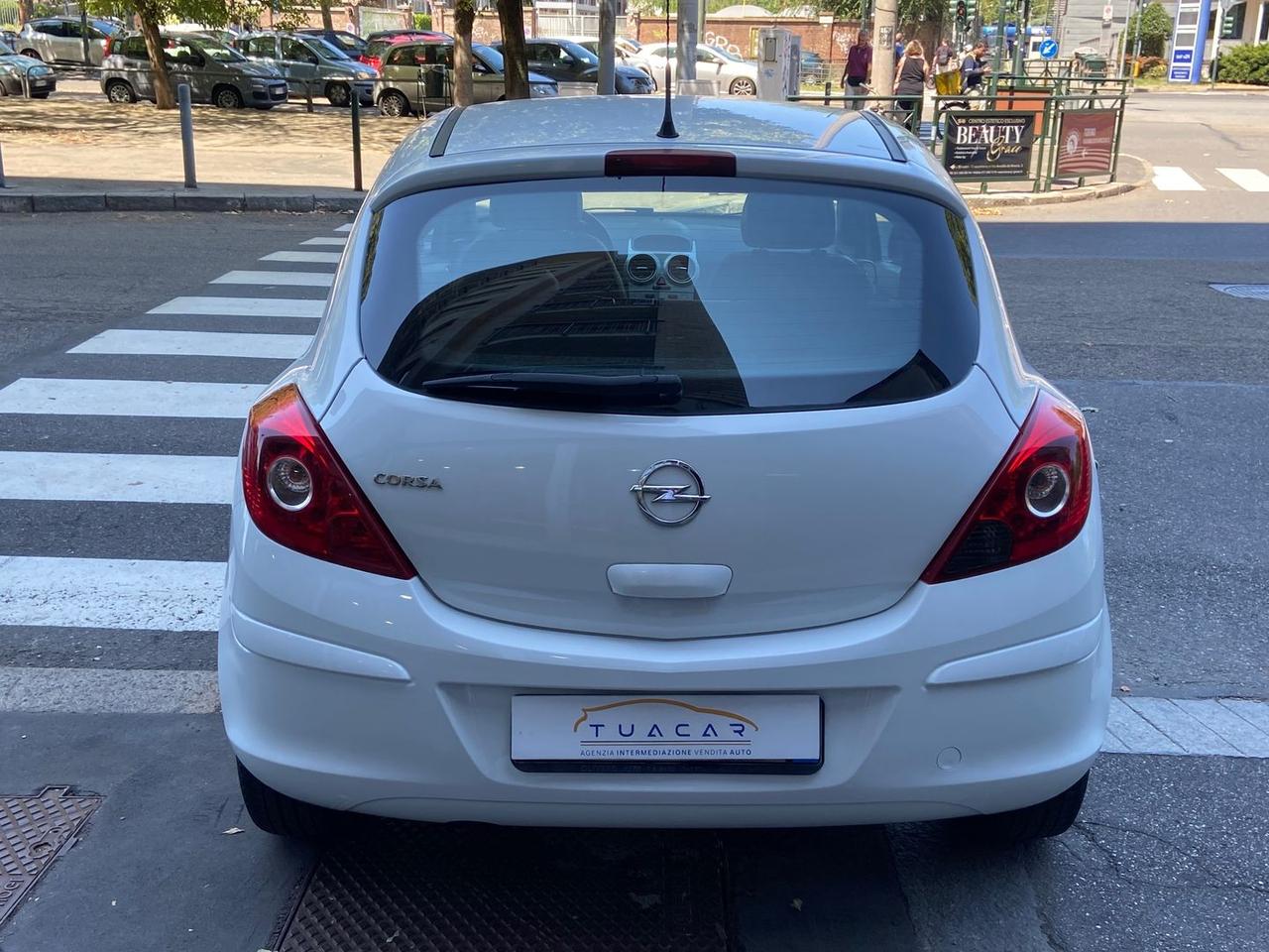 Opel Corsa Edition 1.2 Eco FLEX #11856