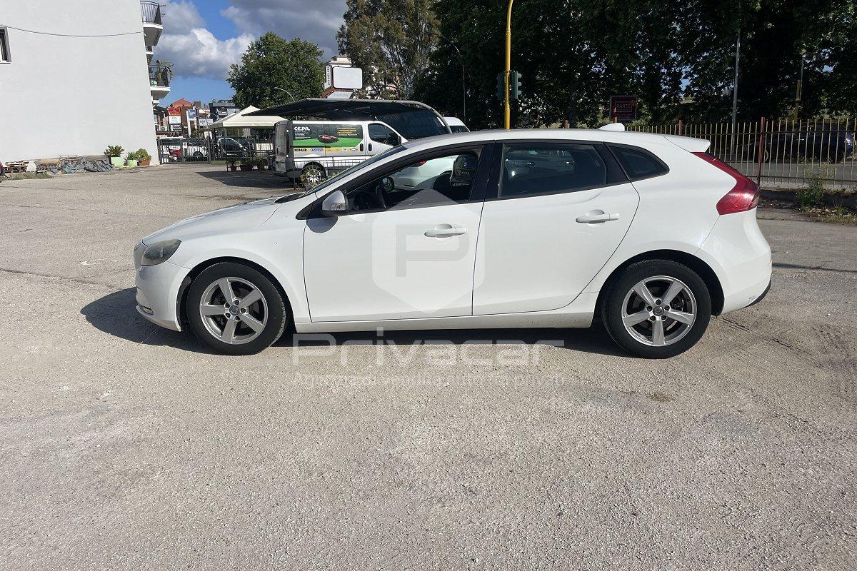 VOLVO V40 D2 1.6 Business