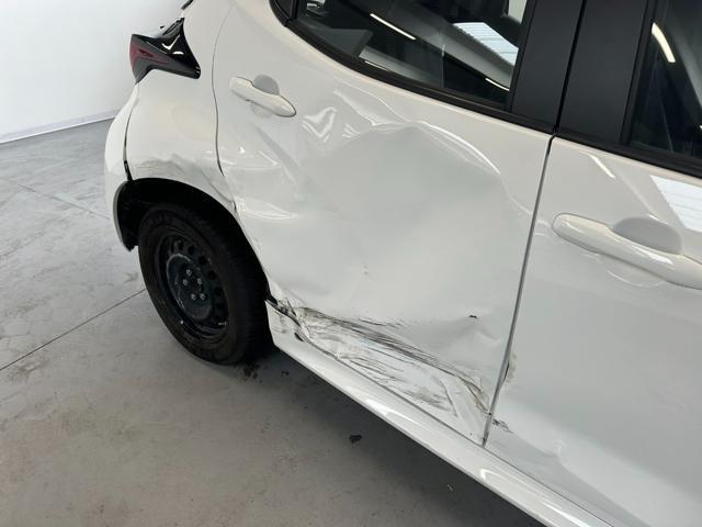 TOYOTA Yaris 1.5 HYBRID 5 PORTE BUSINESS