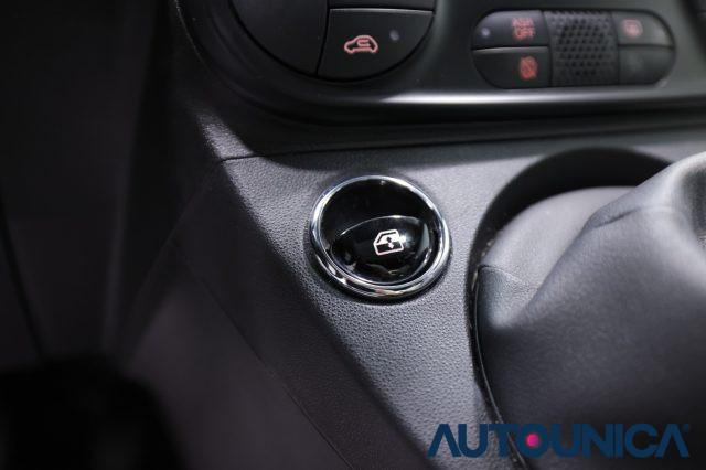 FIAT 500 1.0 HYBRID DOLCEVITA FARI LED NEOPATENTATI