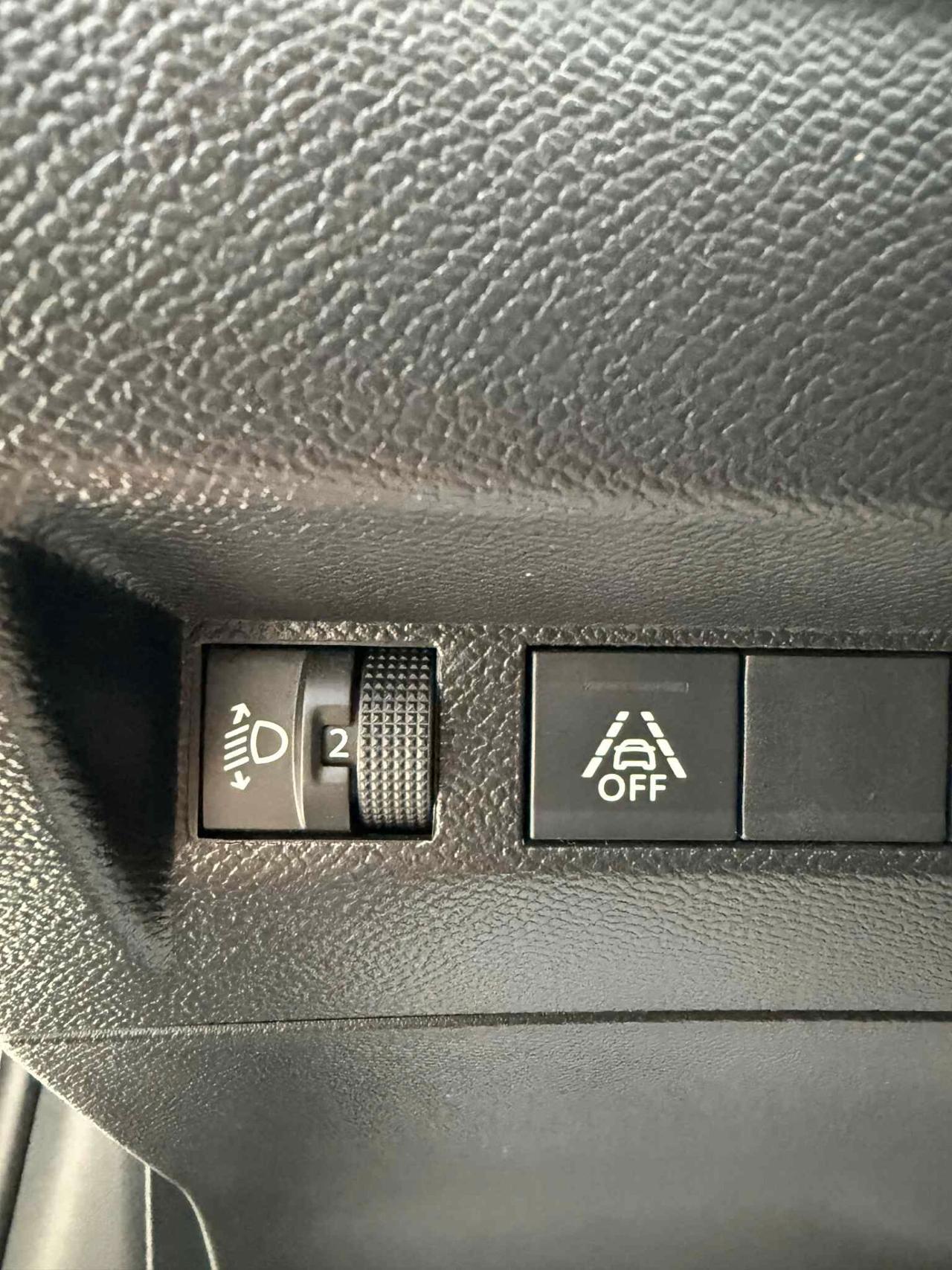 Peugeot 208 BlueHDi 100 Stop&Start 5 porte Allure Navi Pack