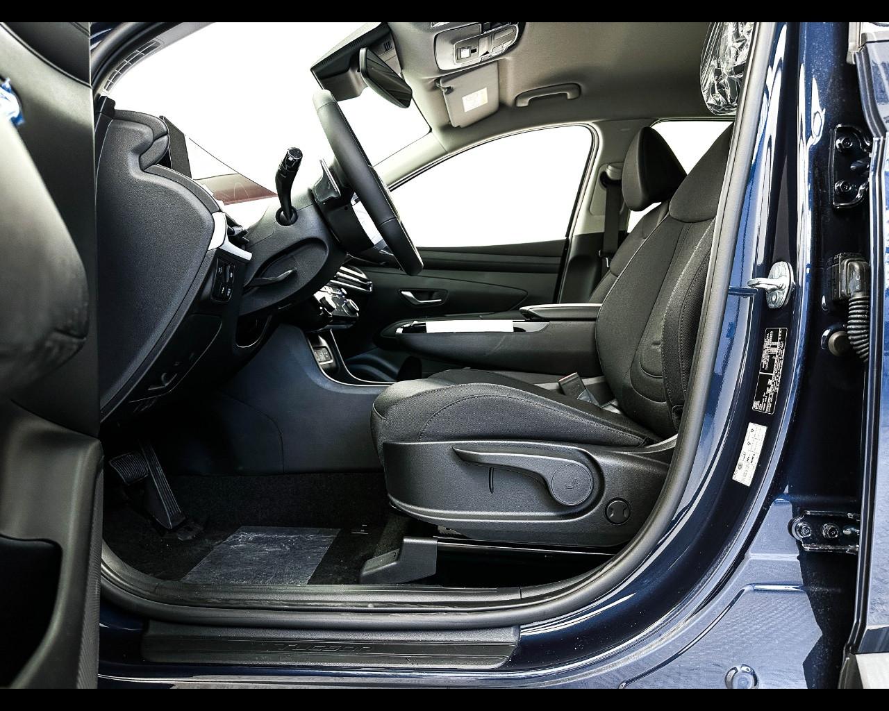 HYUNDAI TUCSON PE 1.6HEV AT 2WD BUSINESS