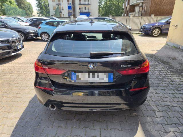 BMW 116 d 5p. Business Advantage