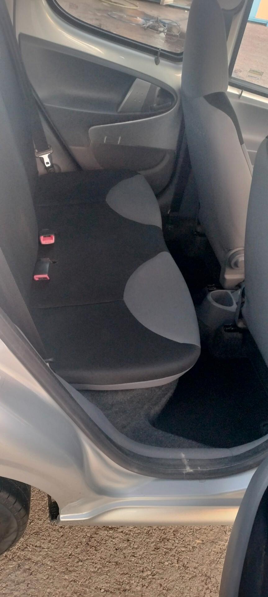 Peugeot 107 1.0 68CV 5p. Desir