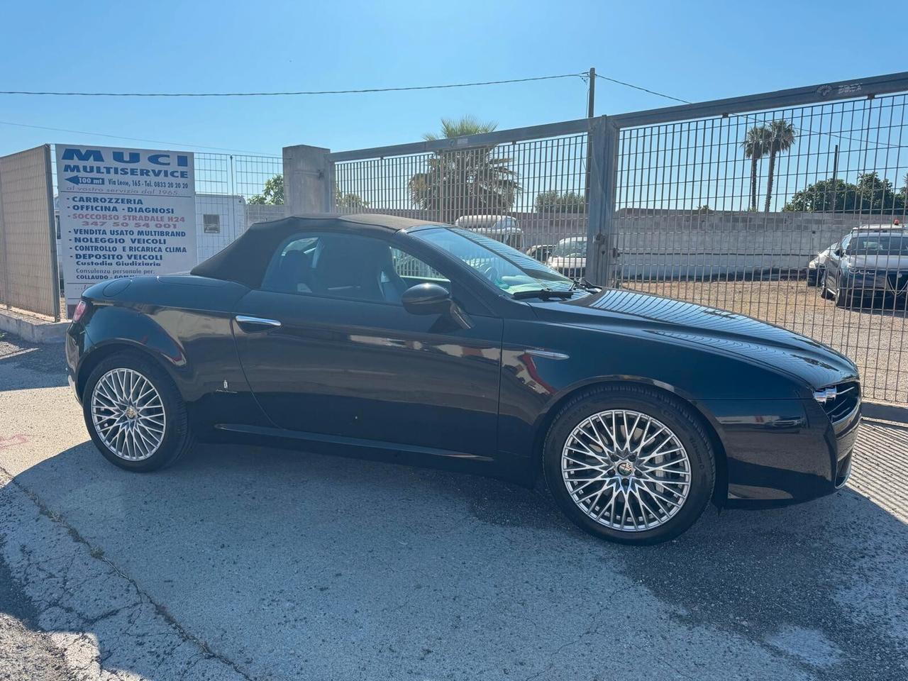 Alfa Romeo Spider 1750 TBi