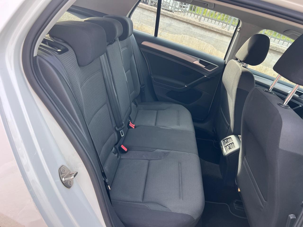 Volkswagen Golf 1.6 TDI 115 CV 5p. Business BlueMotion Technology