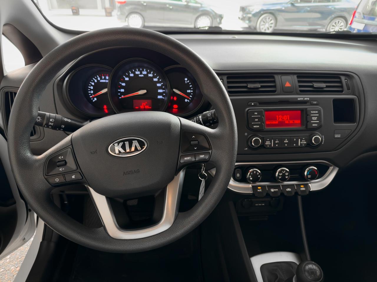 Kia Rio 1.2 CVVT 5p. LX 85 cv Neopatentati