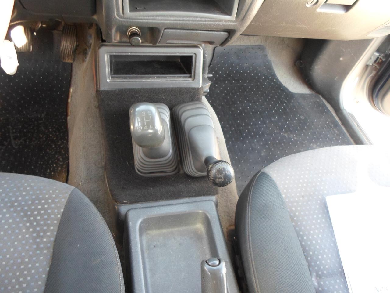 Mitsubishi L200 2.5 TDI 4WD Double Cab Pick-up
