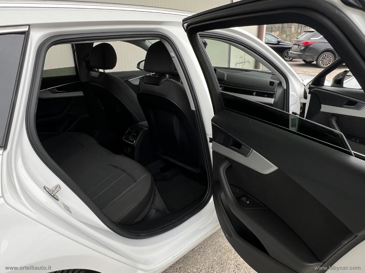 AUDI A4 Avant 30 TDI S tronic Business