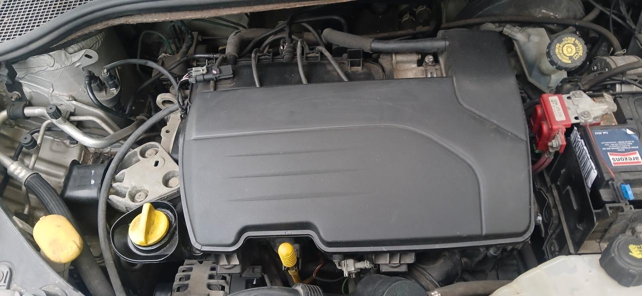 Renault Clio 1200 gpl