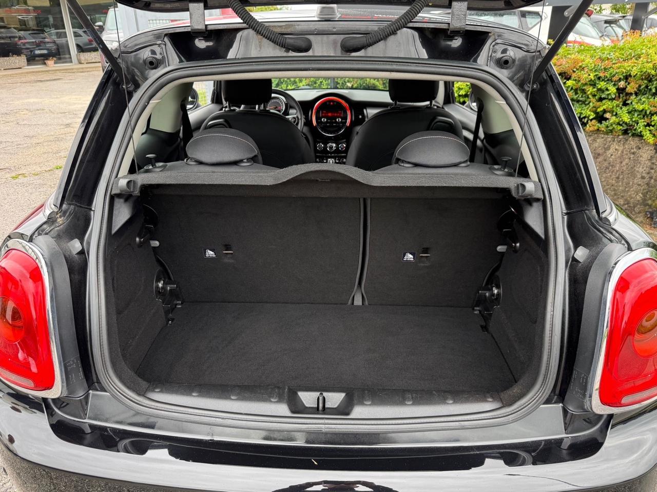 Mini 1.5 One D Business OK NEOPATENTATI 2015