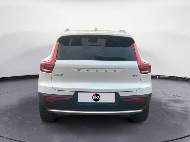 VOLVO XC40 2.0 b3 Core AuTo