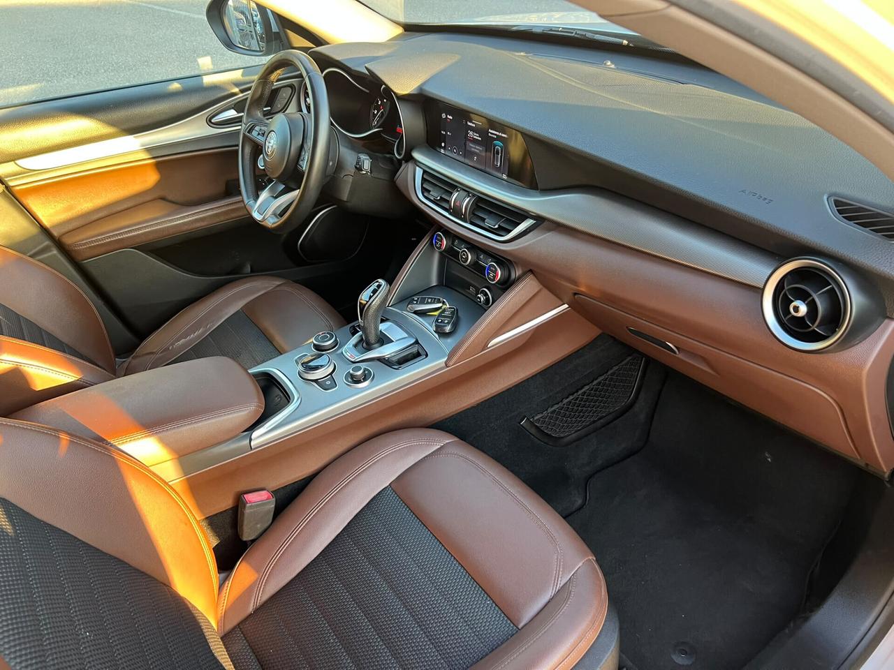 Alfa Romeo Stelvio 2.2 Turbodiesel 190 CV AT8 Q4 Business