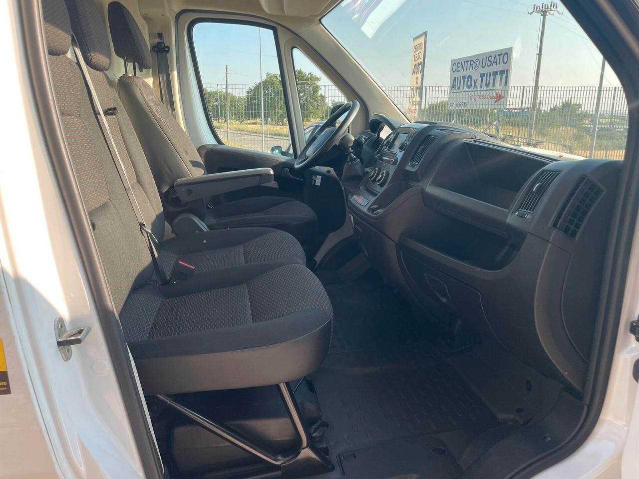Peugeot Boxer 335 2.2 BlueHDi 140 l2 h2