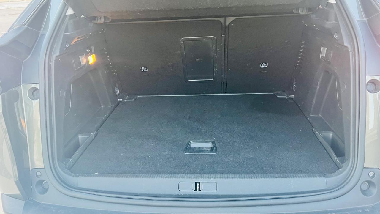Peugeot 3008 BlueHDi 130 S&S Allure
