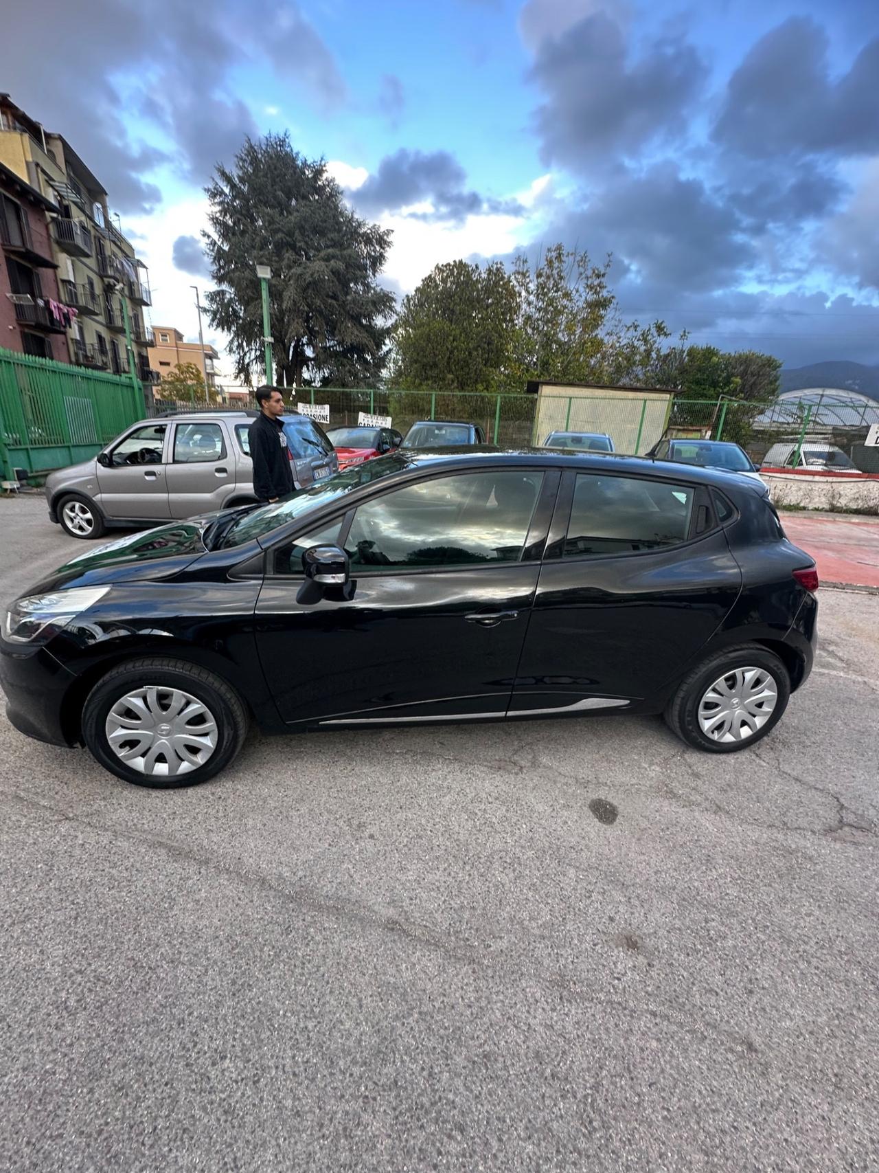 Renault Clio 1.2 75CV GPL 5 porte Wave