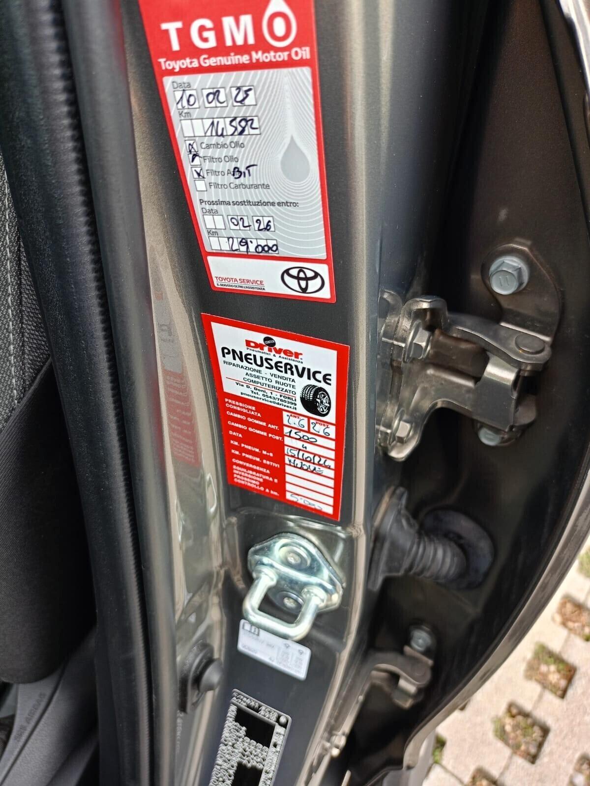 Toyota Yaris 1.5 Hybrid 5 porte 4x4