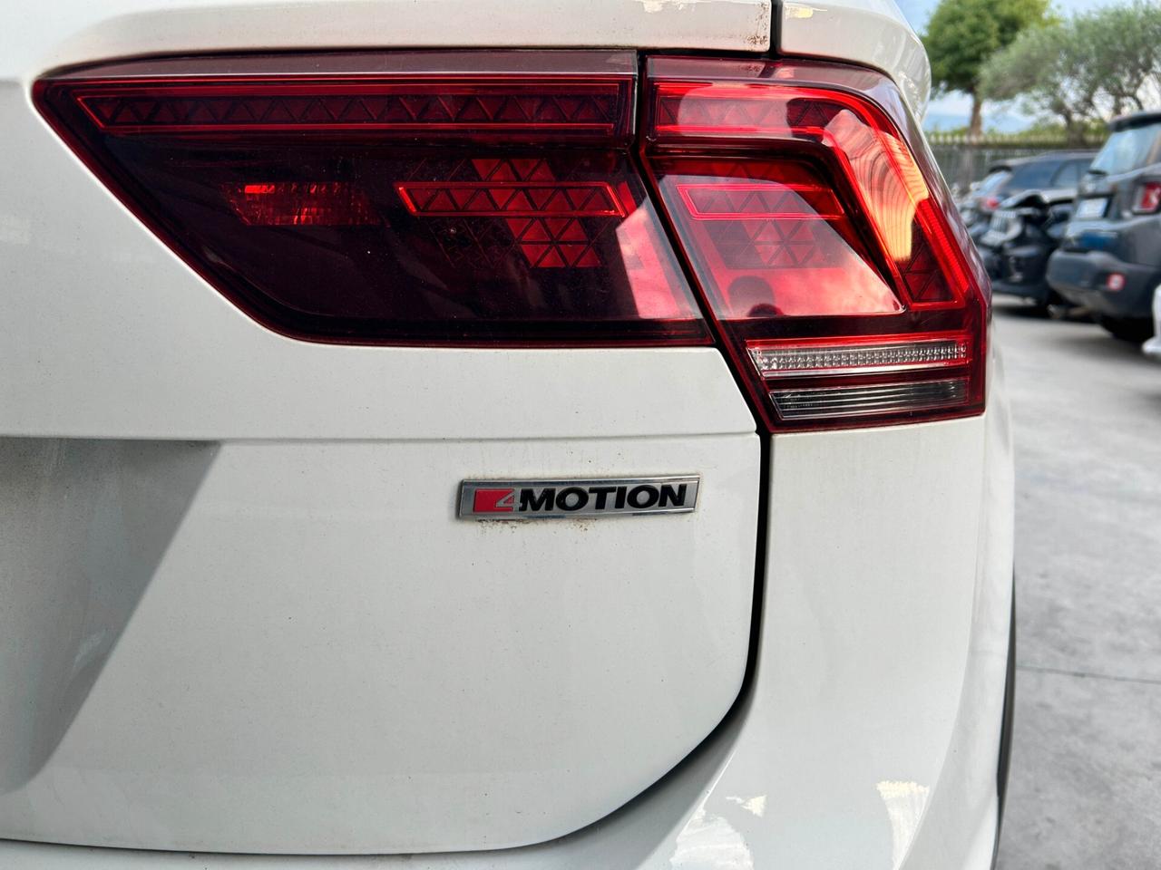 VOLKSWAGEN TIGUAN 2.0 Diesel 150cv - R-Line - 2019