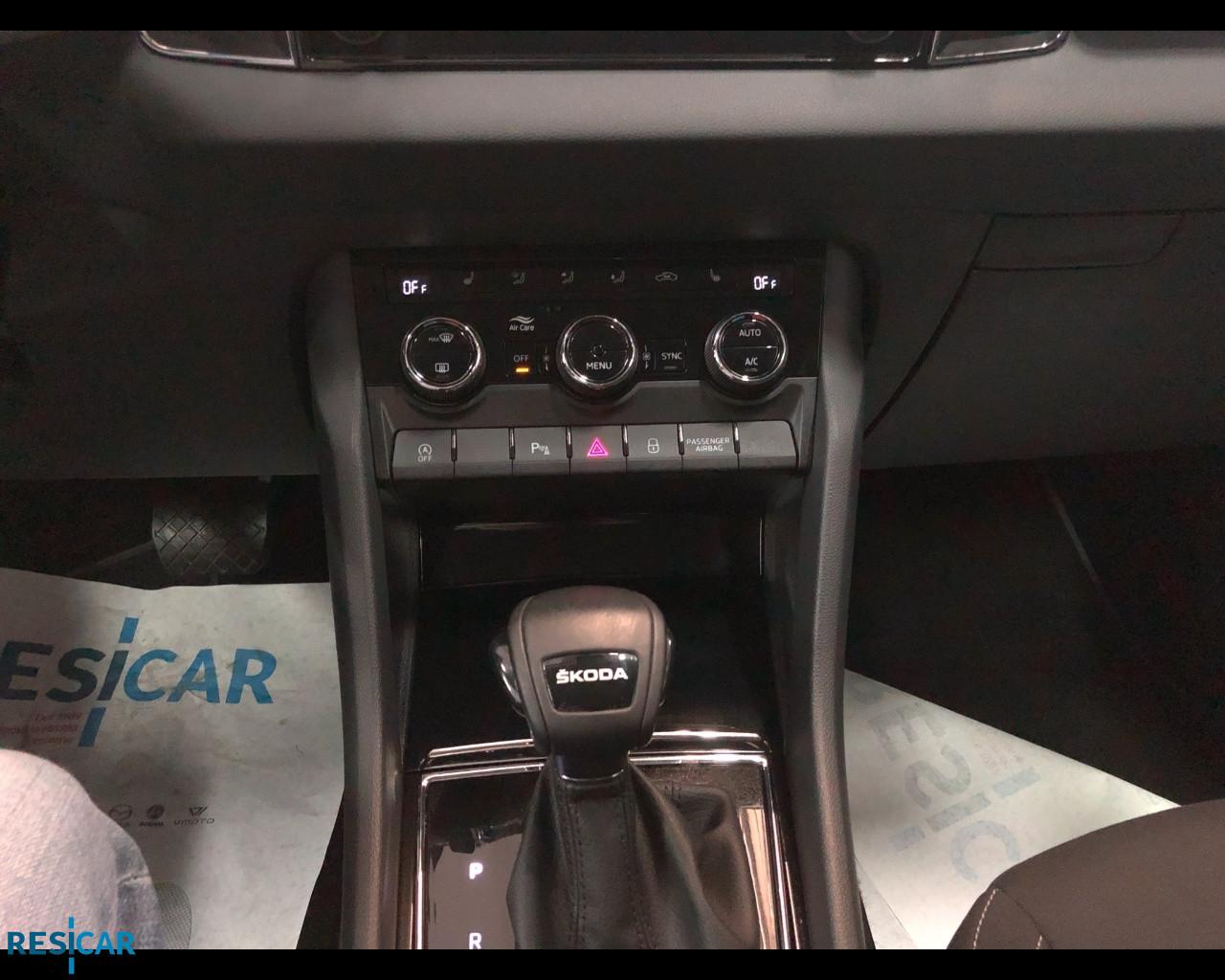 Skoda Karoq 2.0 tdi evo Ambition 115cv dsg IVA ESPOSTA