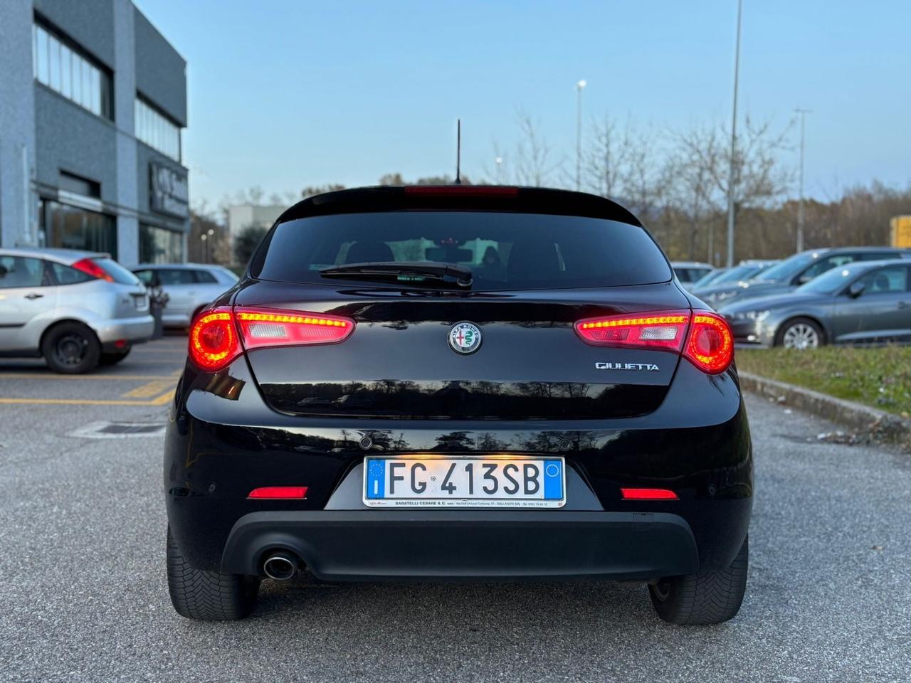 Alfa Romeo Giulietta 1.6 JTDm-2 120 CV Distinctive