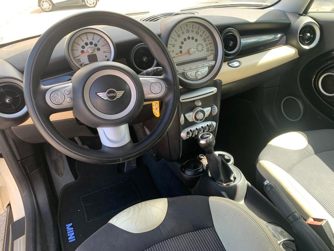 Mini Cooper 1.4 16V 95cv ok neopatentati