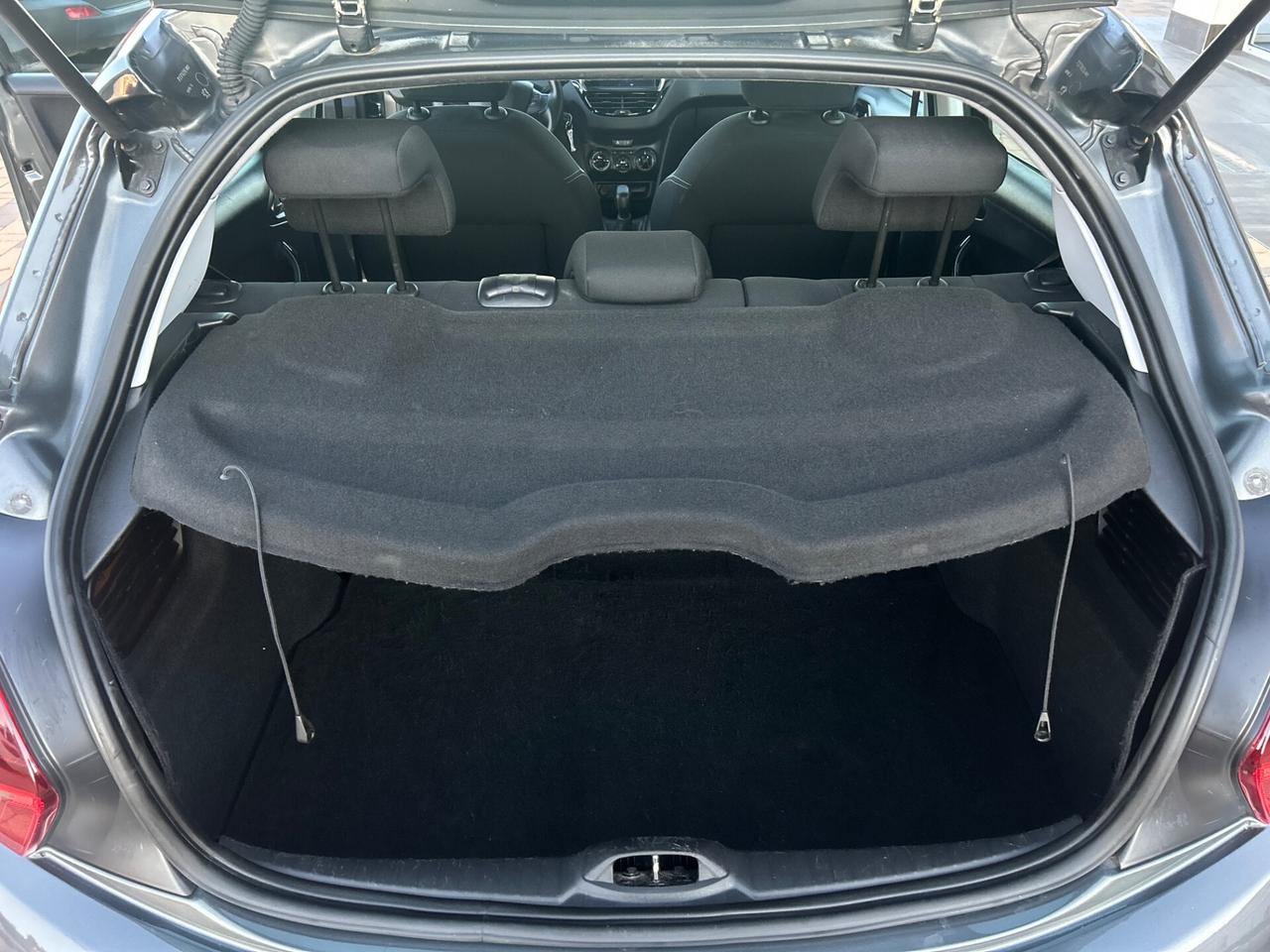 Peugeot 208 BlueHDi 75 5 porte Allure