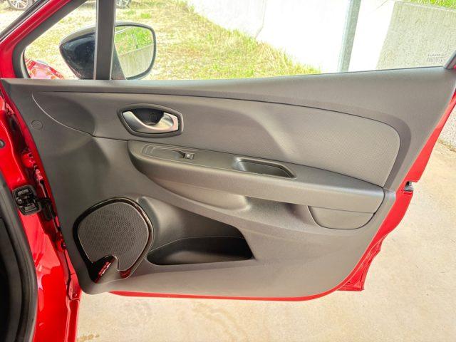 RENAULT Clio 90CV 5 porte NEOPATENTATI NESSUN OBBLIGO DI FINANZ