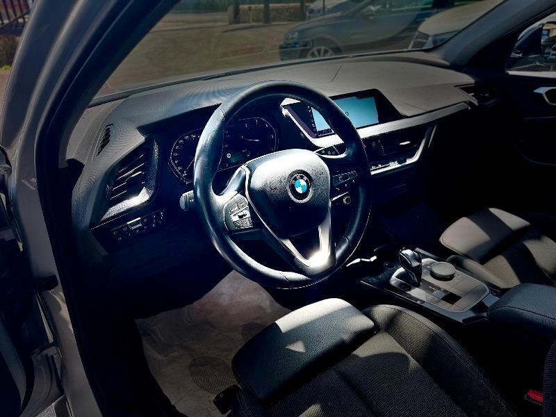 Bmw 116 116d AUT. Sport
