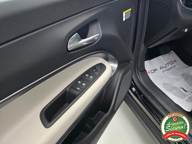 FIAT 600 Hybrid DCT MHEV La Prima