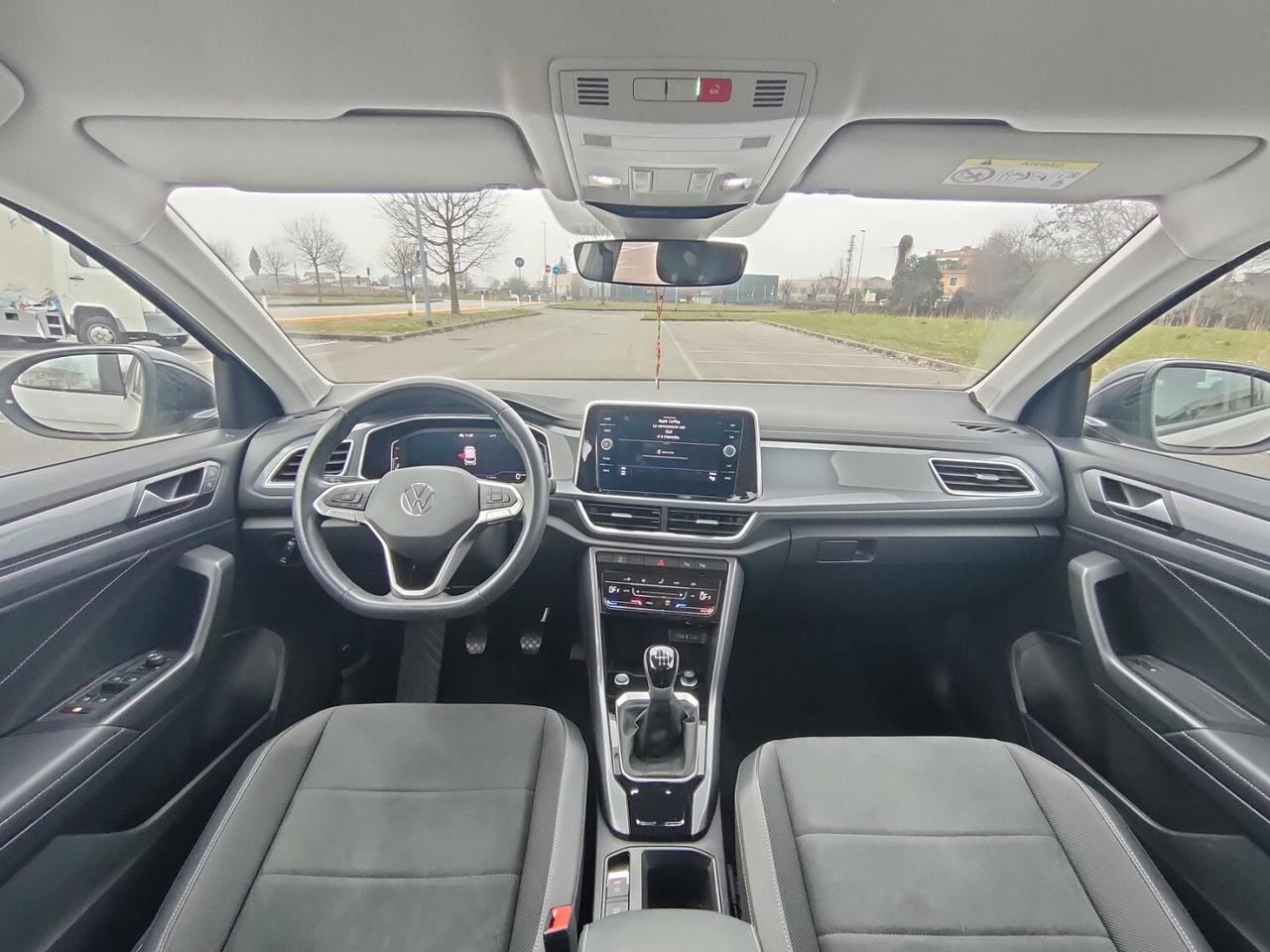 VOLKSWAGEN T-Roc 1.0 tsi Style 110cv