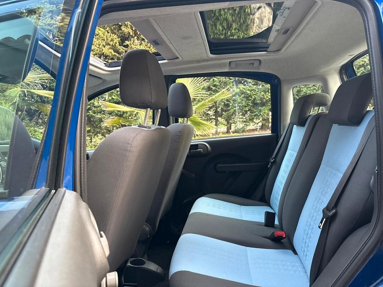 Fiat Panda 1.2 TETTO PANORMAICO GANCIO DI TRAINO
