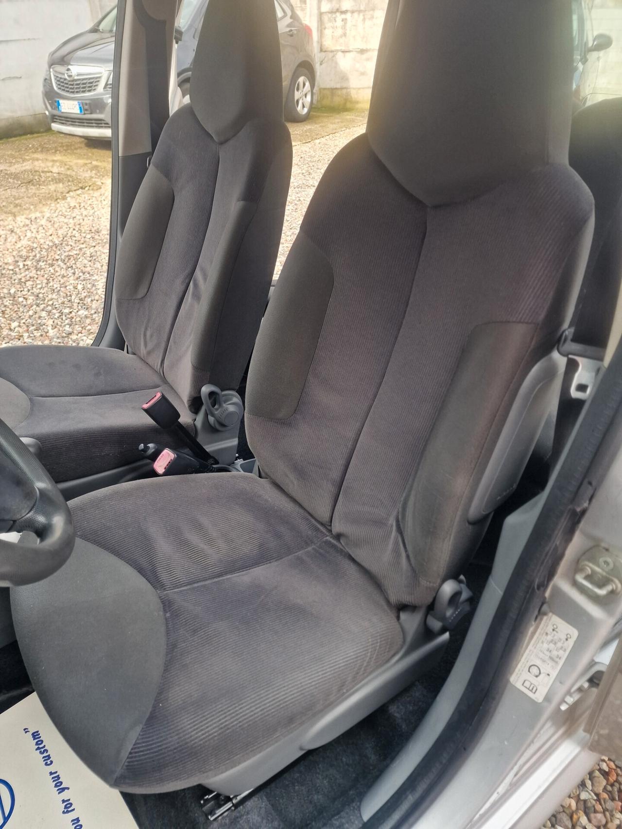 Peugeot 107 1.0 68CV 5p. Plaisir 2Tronic