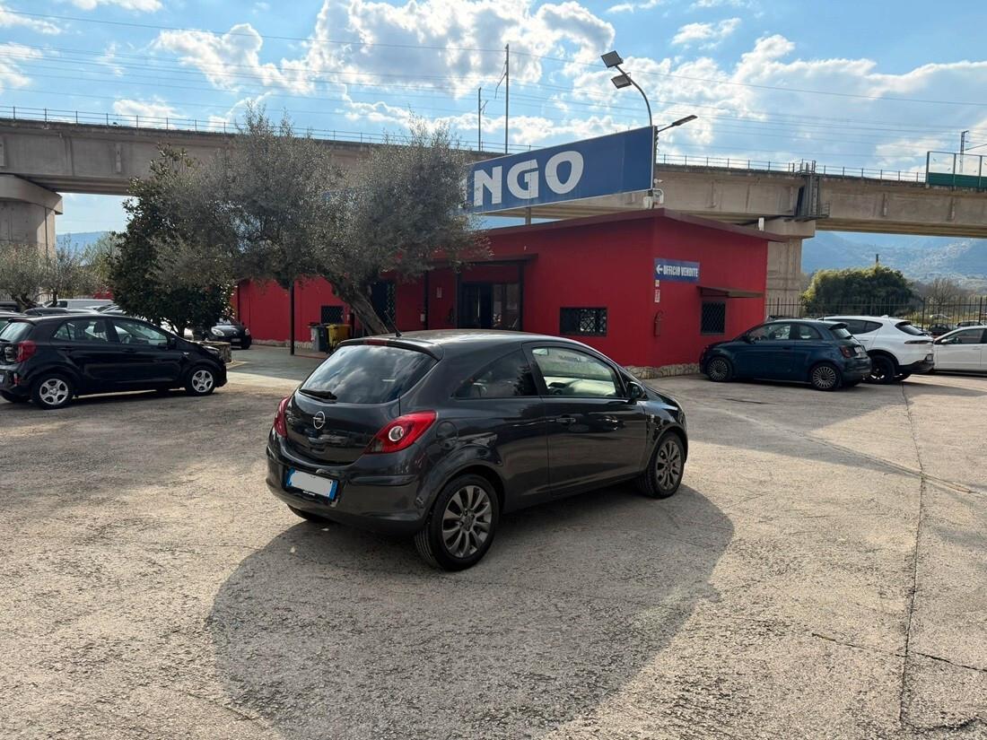 Opel Corsa 1.2 3 porte Edition
