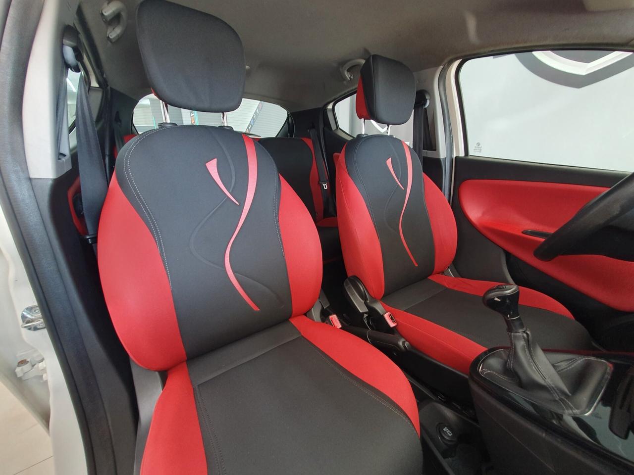 Lancia Ypsilon 1.3 MJT 95cv Platinum 2014