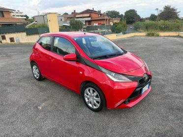 Toyota Aygo 1.0 VVT-i 69 CV 5 porte x-business