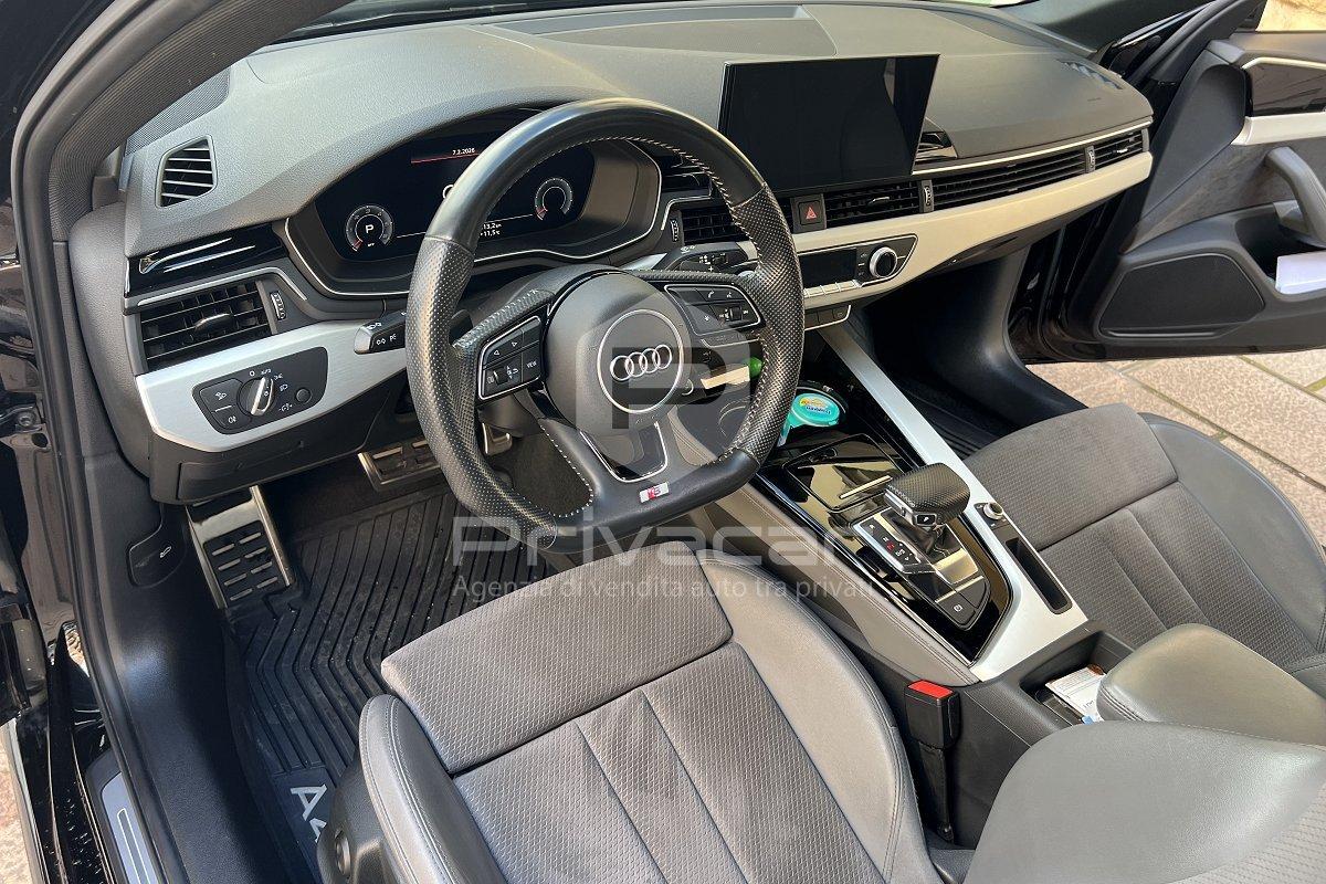 AUDI A4 35 TDI/163 CV S tronic S line edition