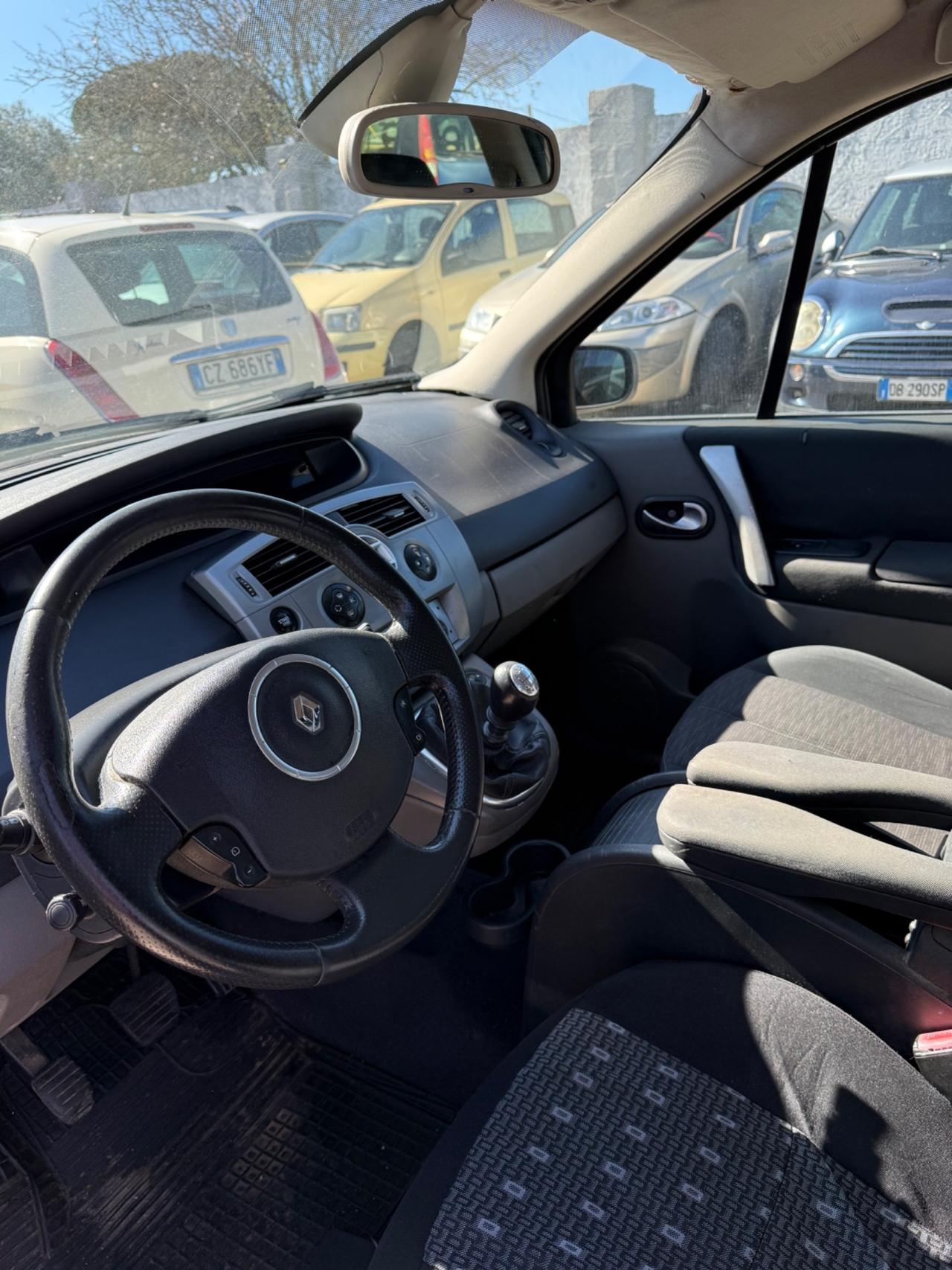 Renault Scénic 1.9 dCi/130CV FULL