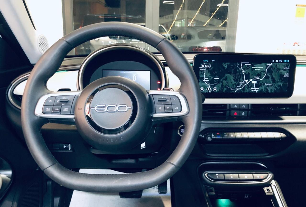 Fiat 600 Hybrid 100 CV DCT MHEV La Prima