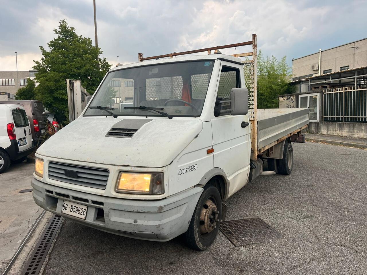IVECO DAILY 35 CASSONE FISSO 4,55METRI