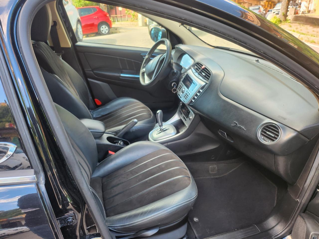Lancia Delta 1.6 MJT cambio autom. 138.000km 2010