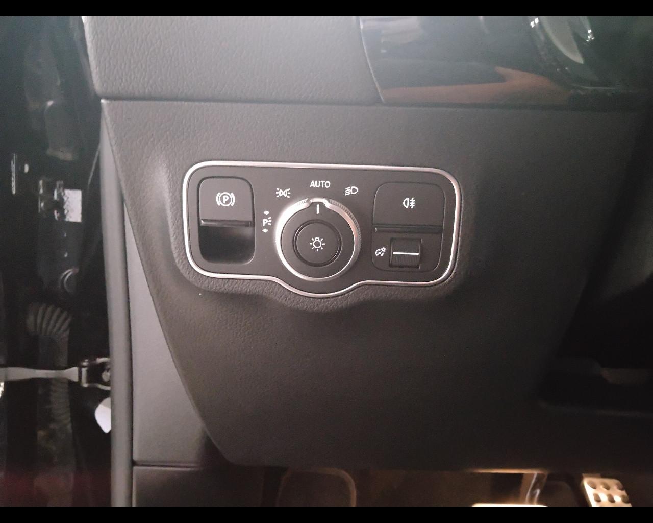 Mercedes-Benz GLA-H247 2023 - GLA 200 d AMG Line Advanced Plus auto