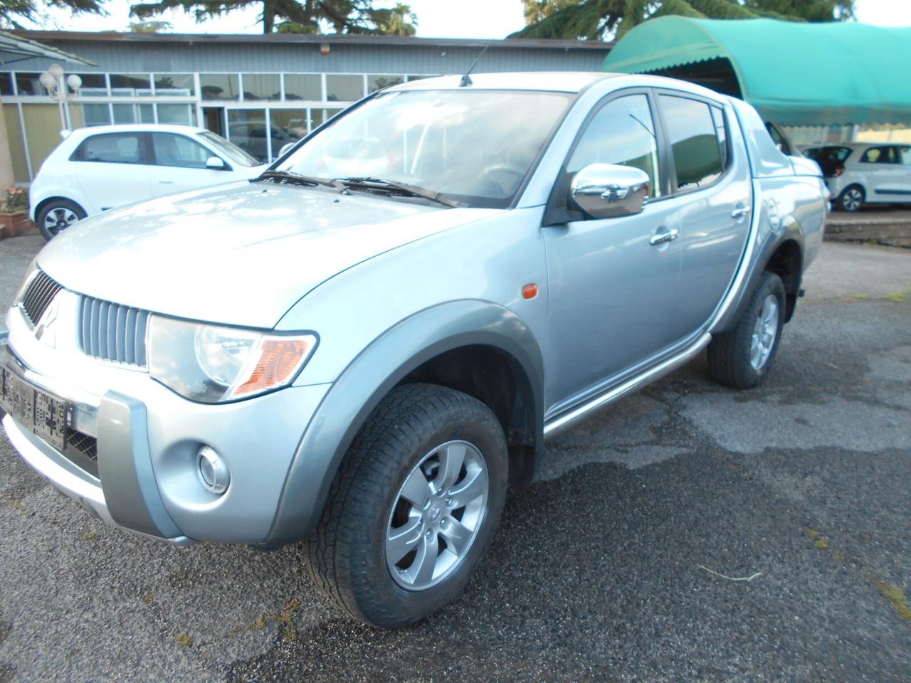 Mitsubishi L200 2.5 DI-D/136CV Doppia Cab Intense HARDTOP 4X4