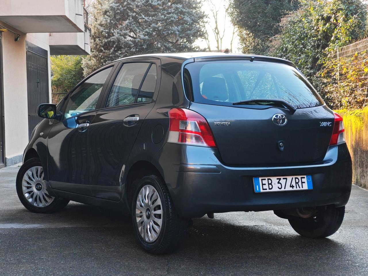 Toyota Yaris 1.0 BENZINA 70cv / 25.250km / Unipro