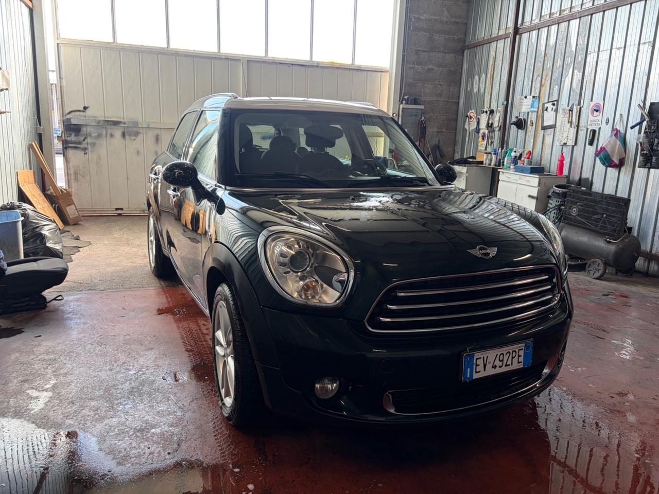 Mini Cooper D Countryman 2.0 Business Automatica