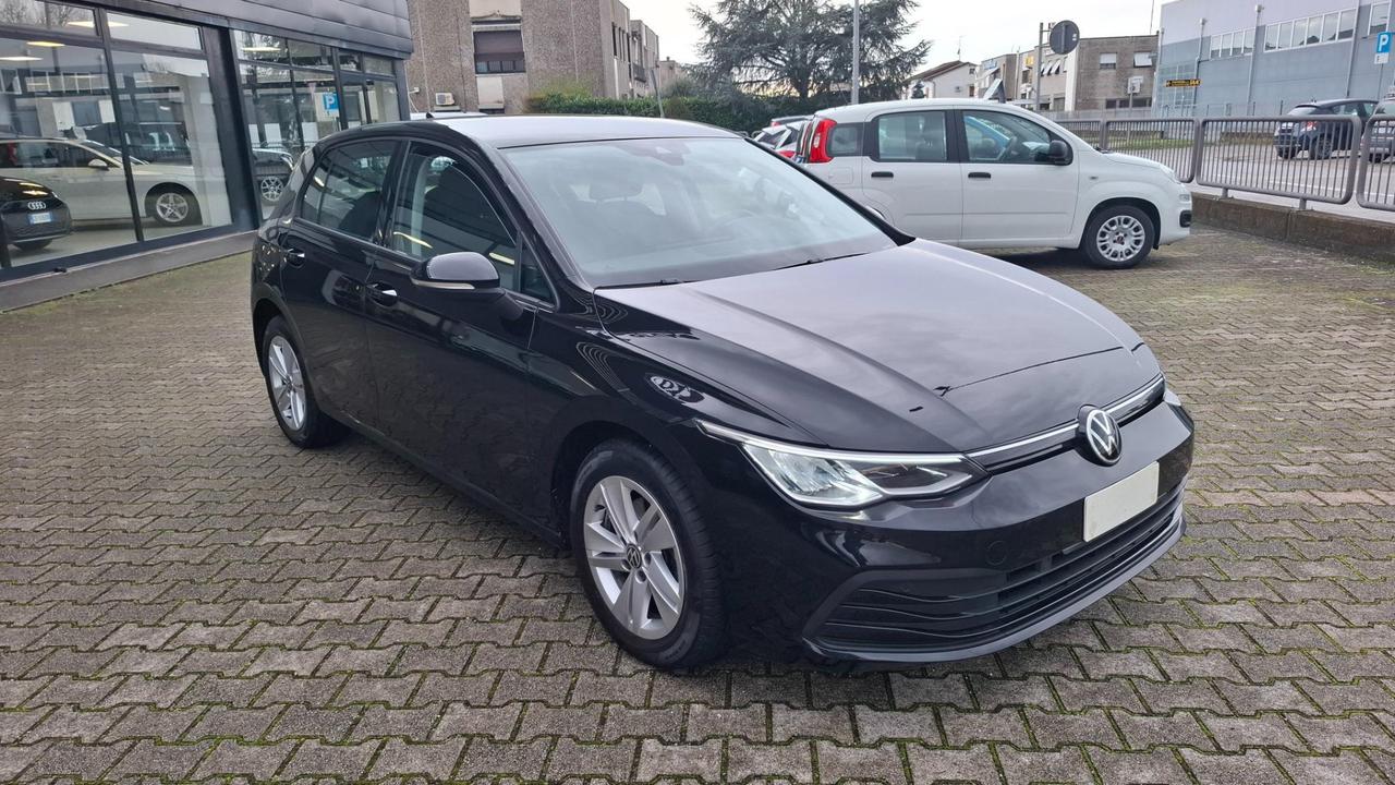 Volkswagen Golf 1.5 etsi evo Life 150cv dsg